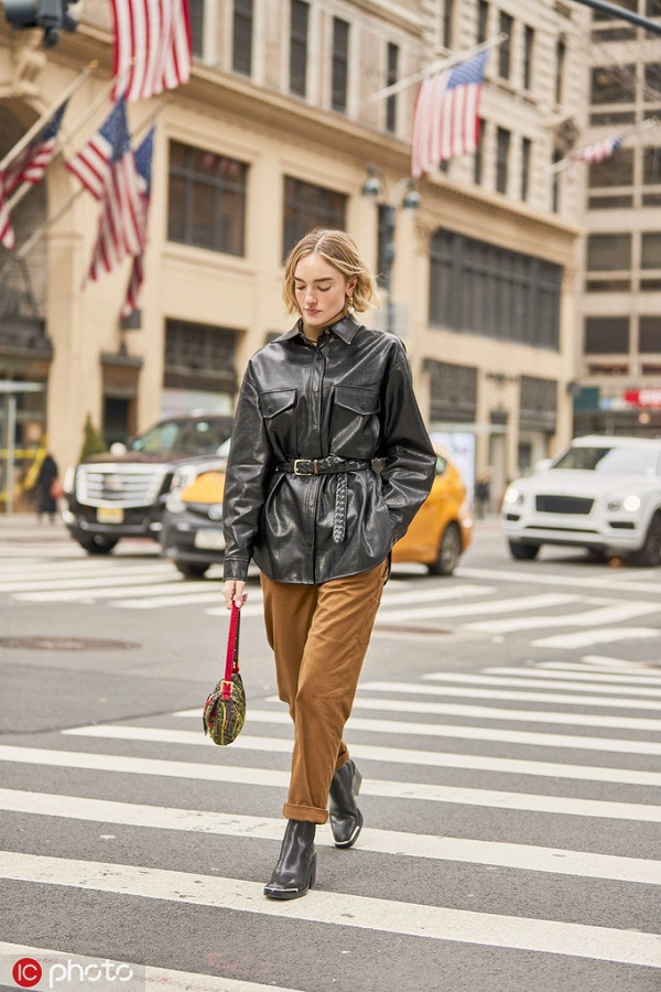 复工出行GET帅气皮衣造型！热巴复古、千玺男友风、娜比休闲风