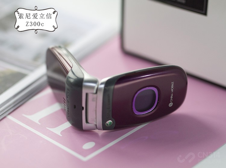 曾带詹姆斯·邦德驰骋沙场当年你是否渴望得到一款索尼爱立信？