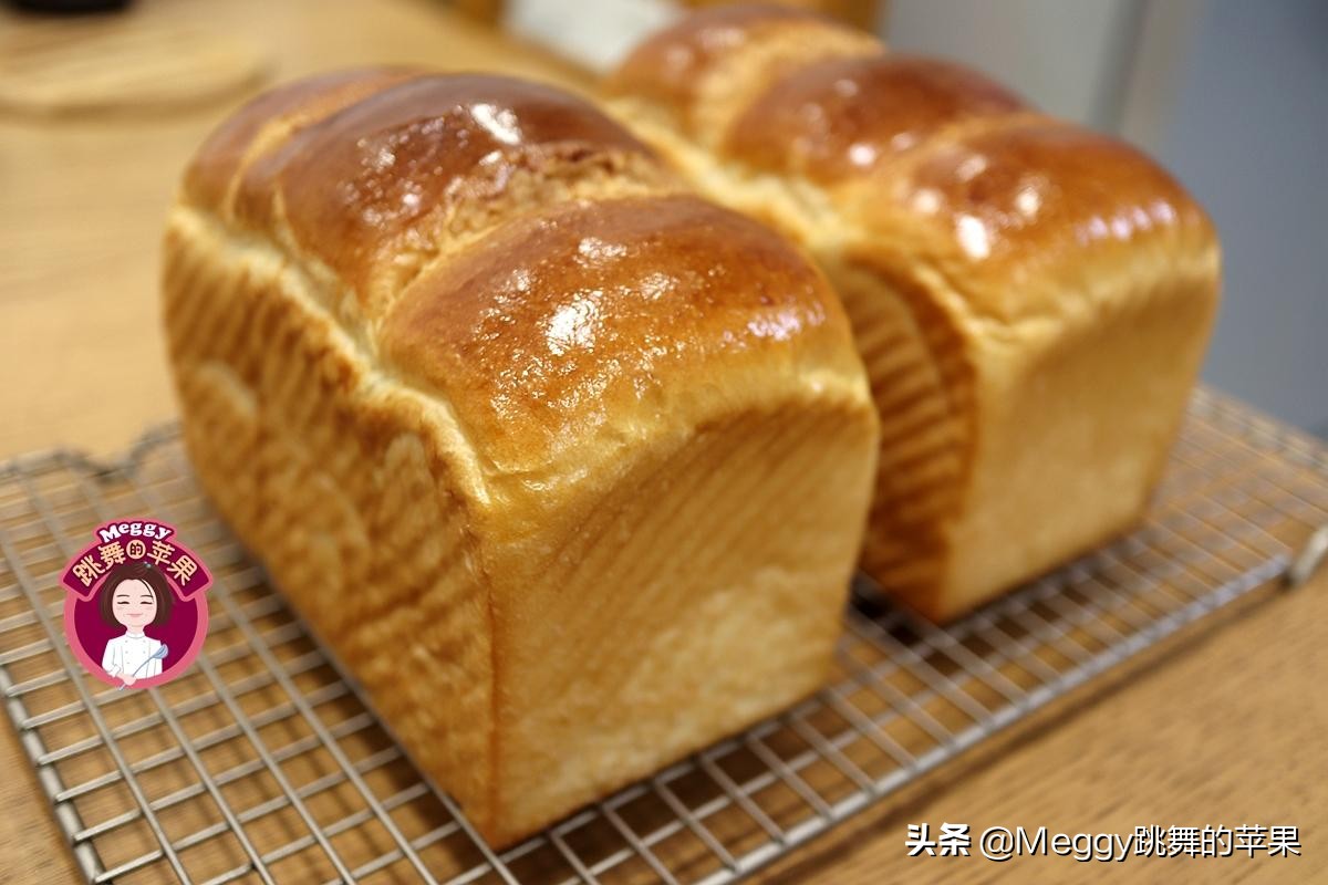 柔软又拉丝的手撕面包,全麦吐司手套膜全过程