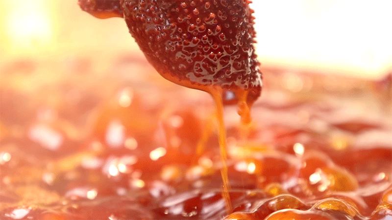 等位2000桌的“卤校长”杀进人广！女生来，免费吃