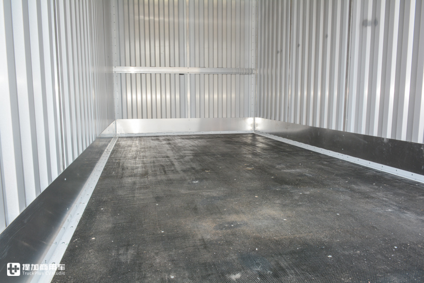 庆铃kv100轻卡3.0跟2.5有什么区别,kv100庆铃冷藏轻卡评测