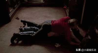 为了让演员表演得逼真，演员给自己施加真实的痛苦，是否人道？