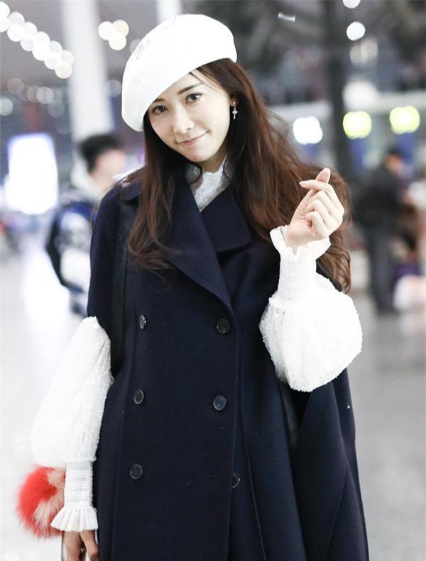 肩宽背厚女生穿搭技巧,肩宽背厚粗壮的女生怎么穿搭