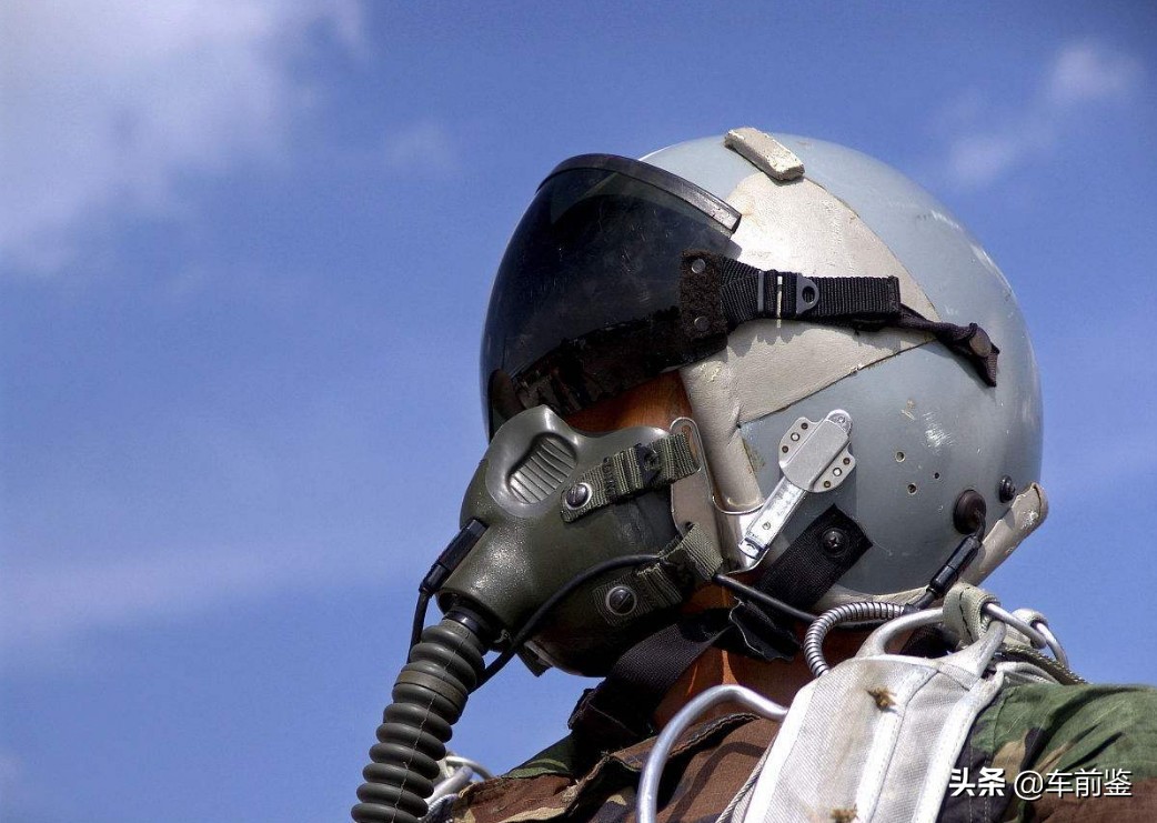 中国女歼10飞行员,中国飞行员开歼10