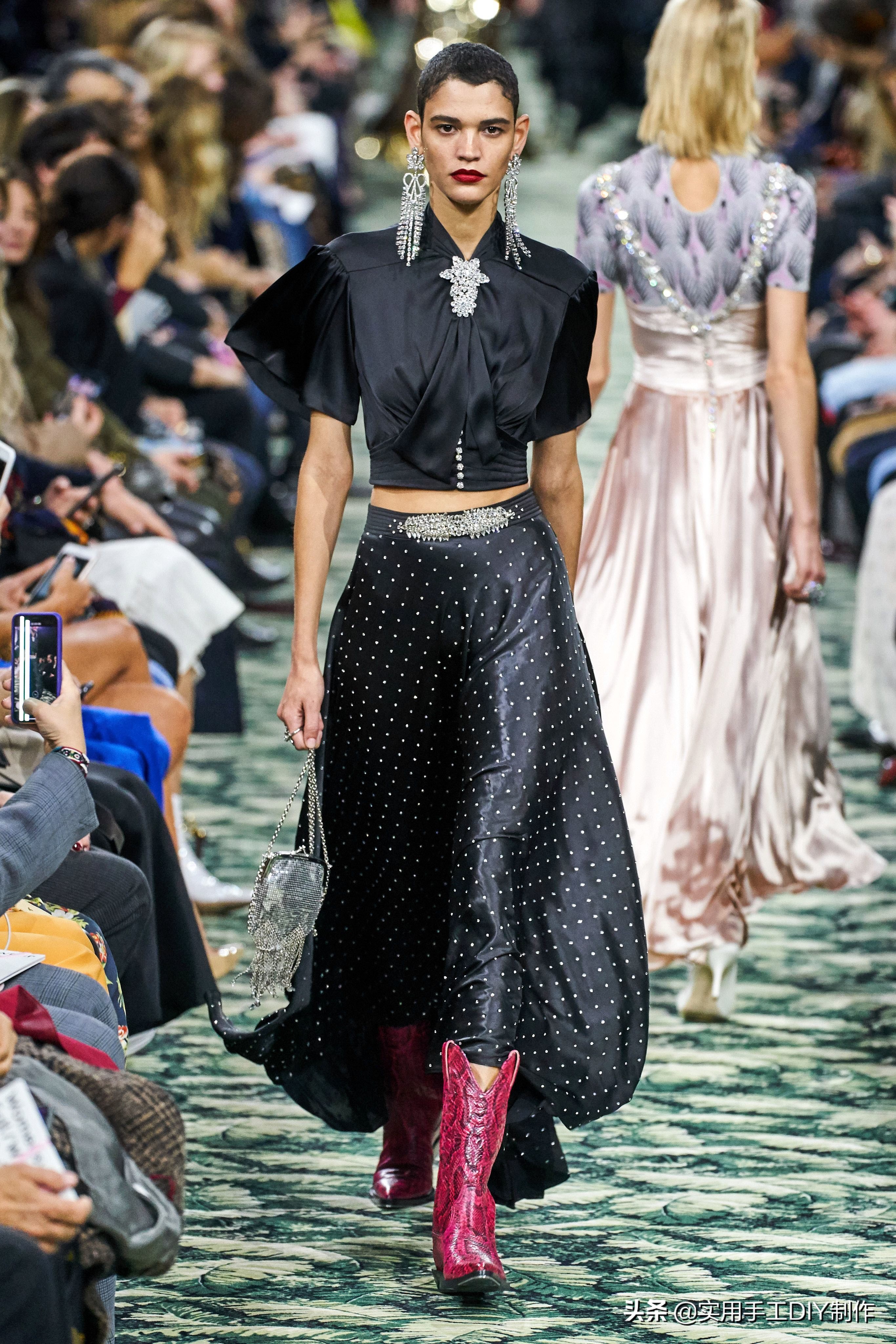 pacorabanne2021春夏系列金属长裙,pacorabanne亮片上衣