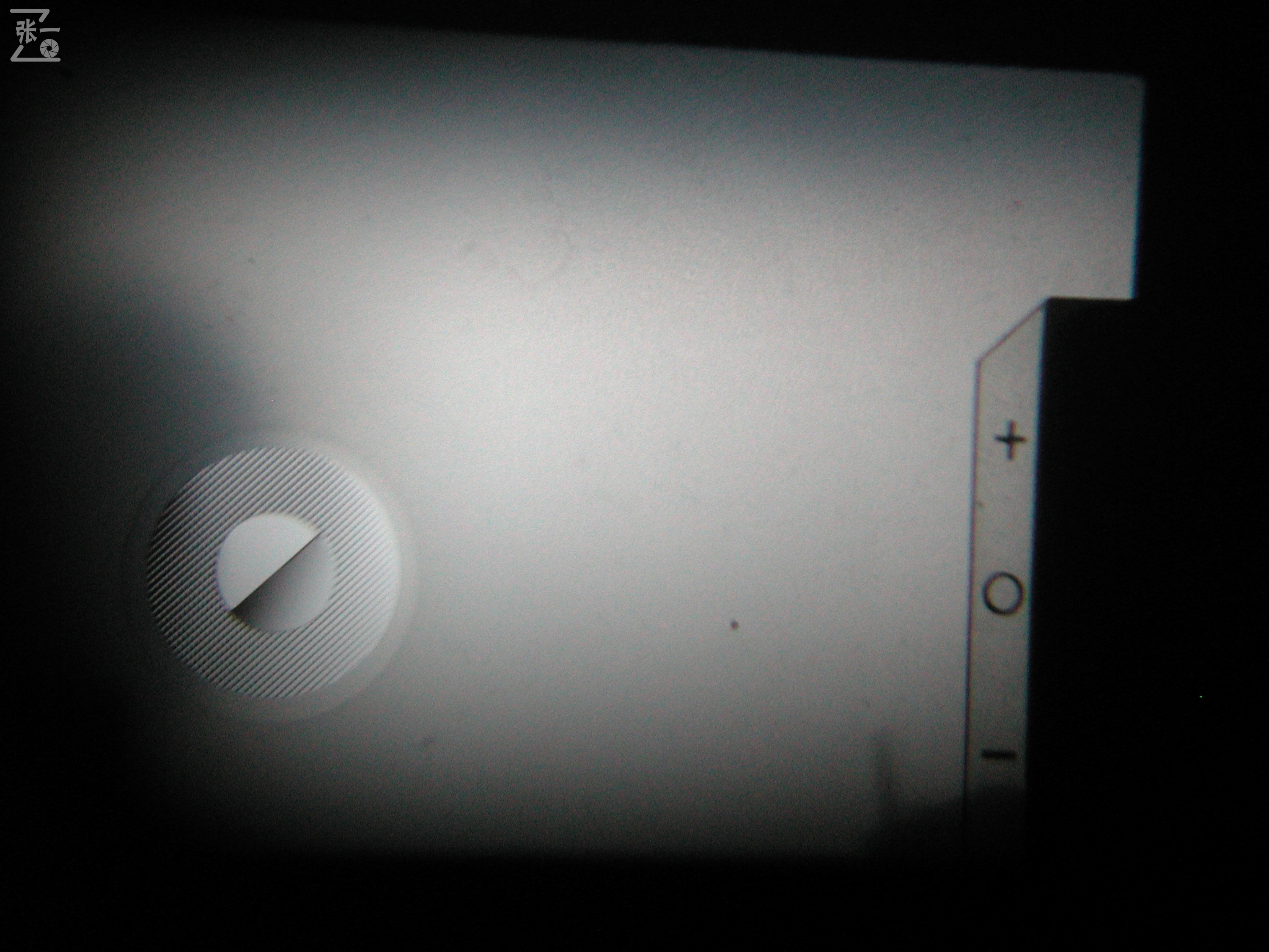 中国哈尔滨照相机厂生产的SEAMADZ2-1单反照相机