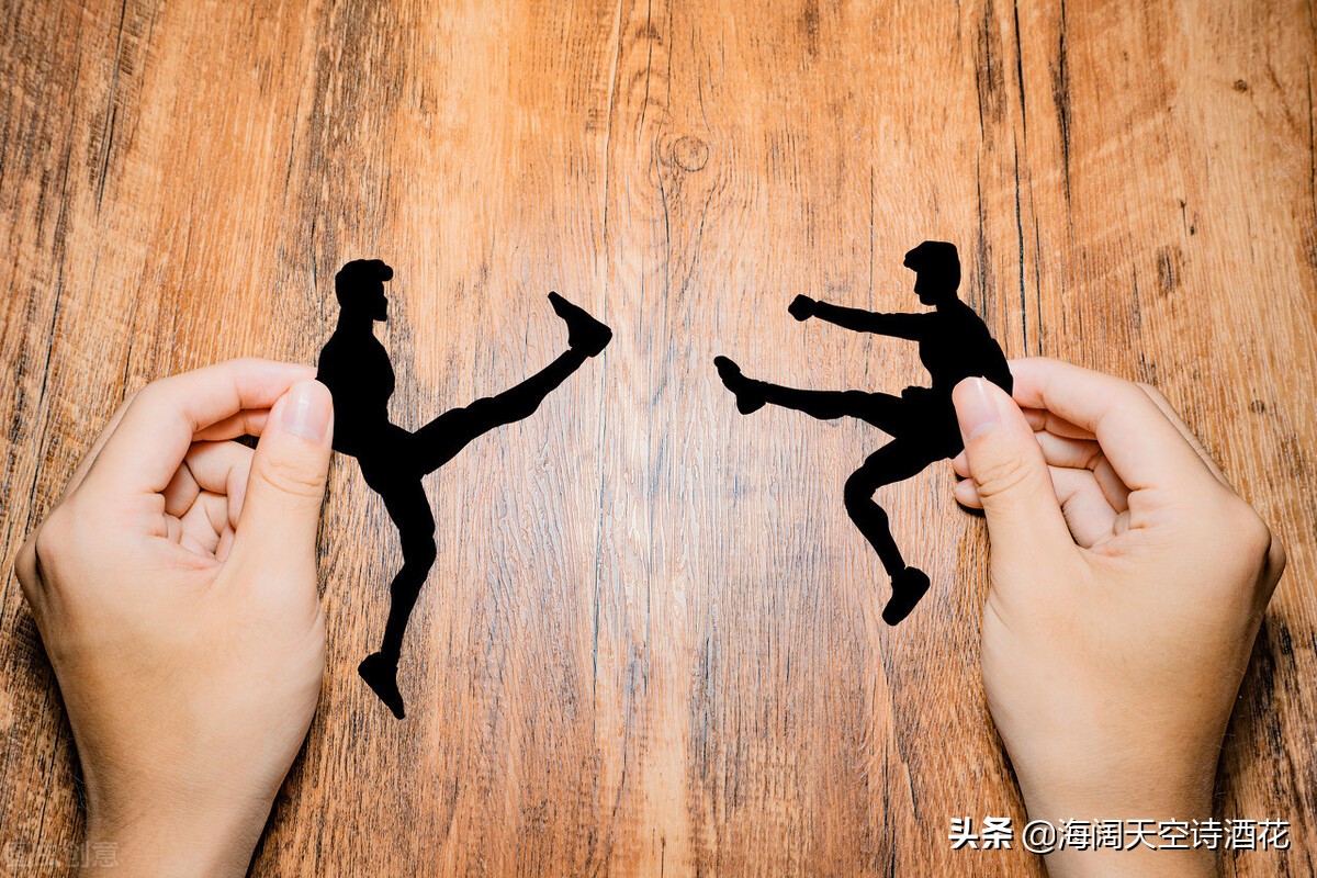 事出反常必为妖存在即合理,不可理喻事出反常必有妖