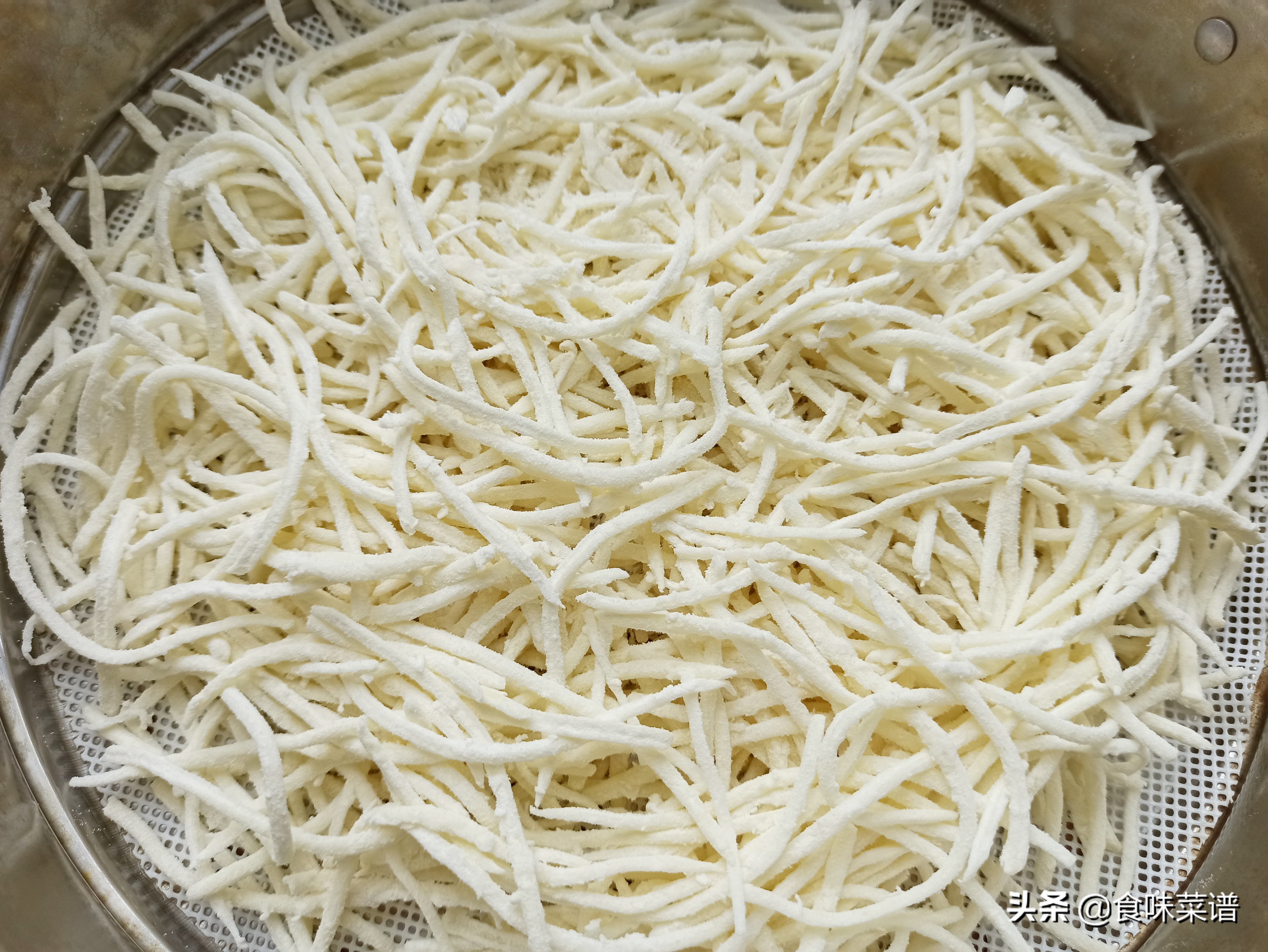 土豆肉末新吃法软嫩可口鲜香美味,土豆炖鸡家常做法鲜香入味