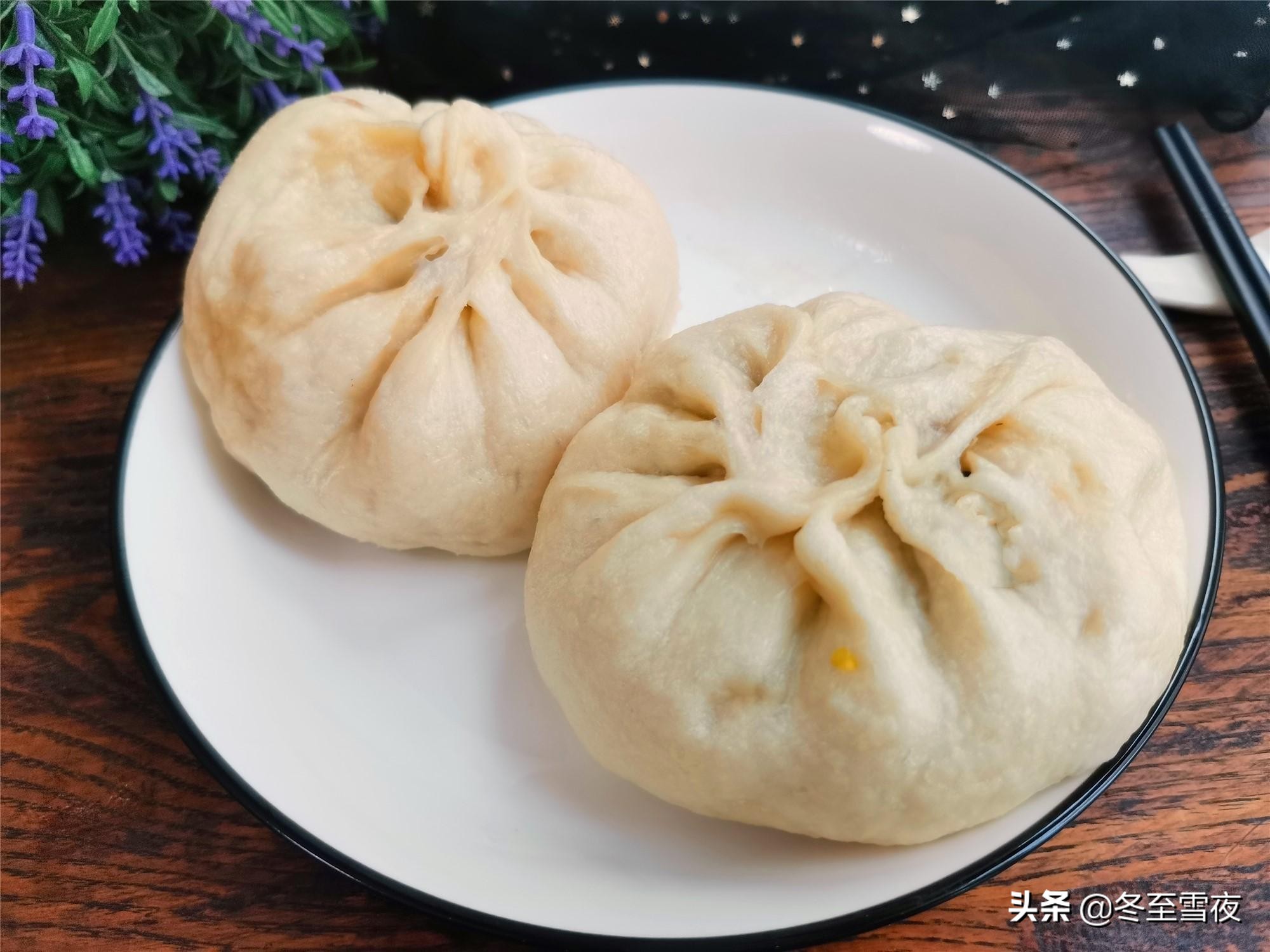 怎么做馒头的面皮才能松软,什么面粉蒸馒头烙饼好吃