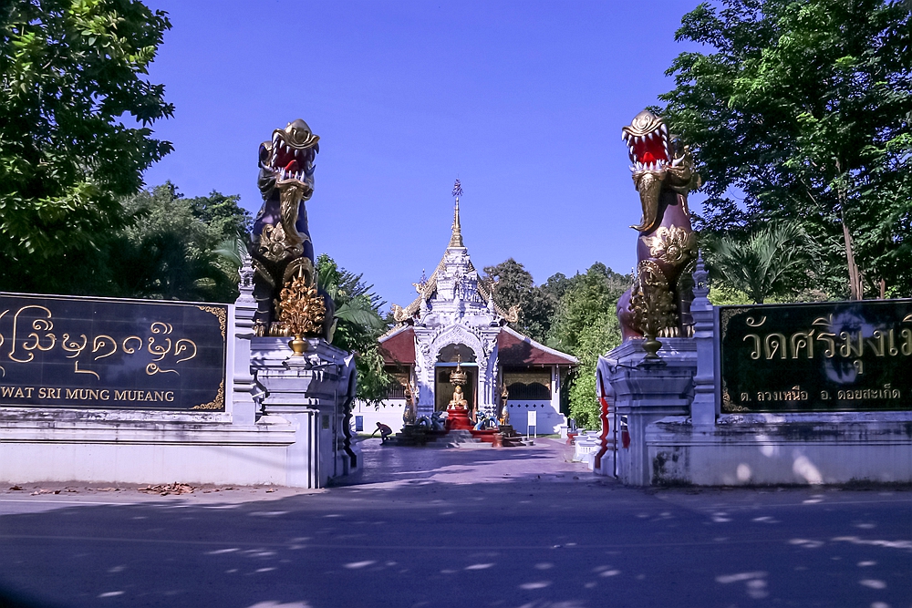 拜了佛许了愿要还吗,拜了四面佛没变化