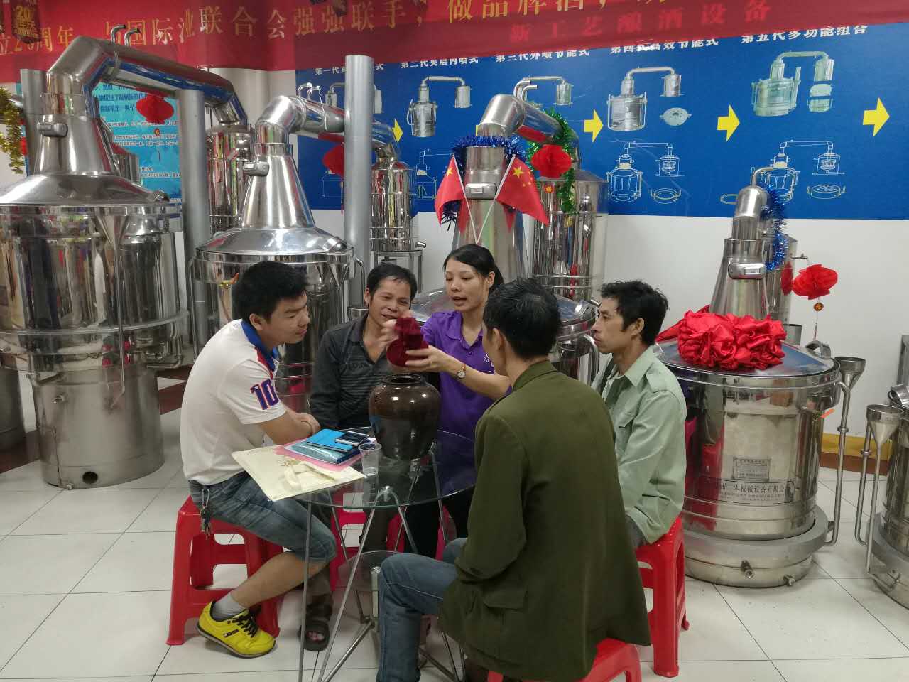 高度酒勾兑低度酒浑浊的方法,低度酒如何除去漂浮在上面的杂醇