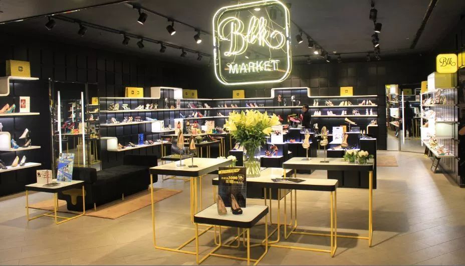 装修店铺有什么注意事项,开店怎么装修好看省钱