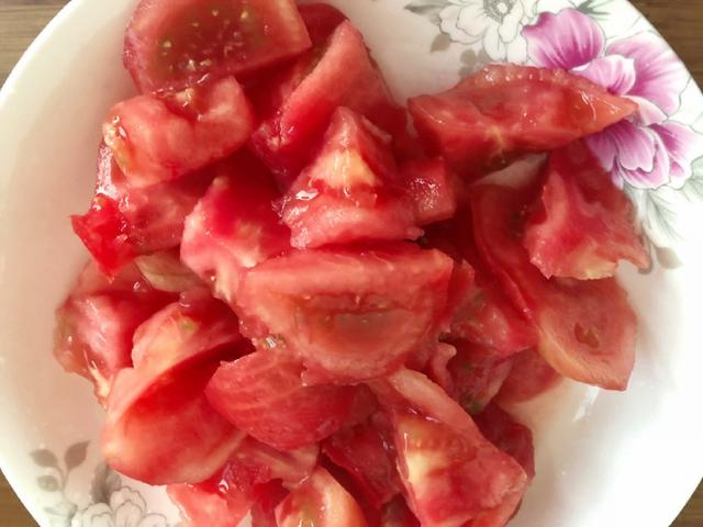 剩的熟牛肉怎么吃好吃,牛肉怎么做最营养还好吃又简单