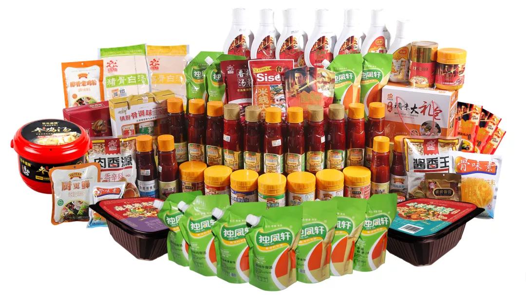 从“骨味冠军”独凤轩看餐饮连锁20年