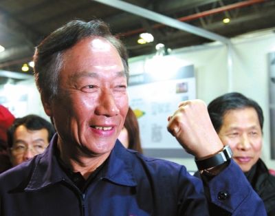 乔布斯发布第一代iphone完整,乔布斯发布初代iphone完整视频