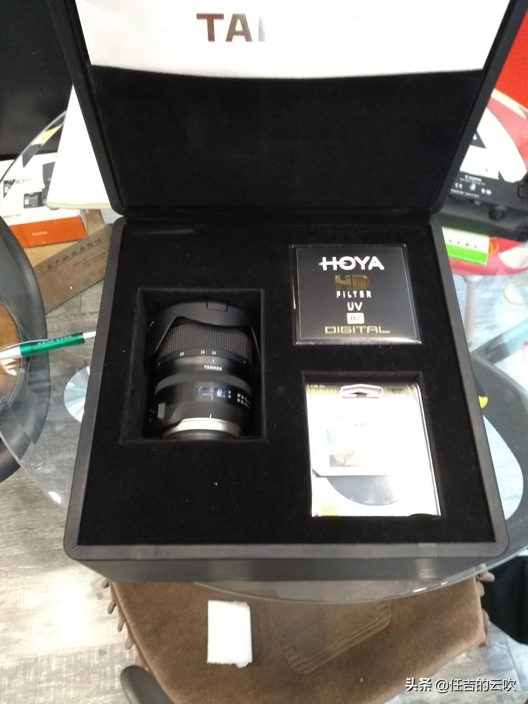 腾龙24mmf2.8镜头说明,腾龙包装盒里有什么