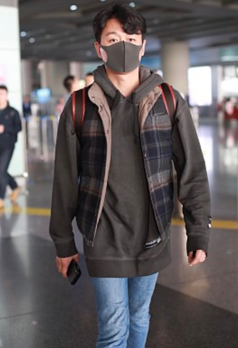 佟大为30岁和44岁照片对比,佟大为39岁照片