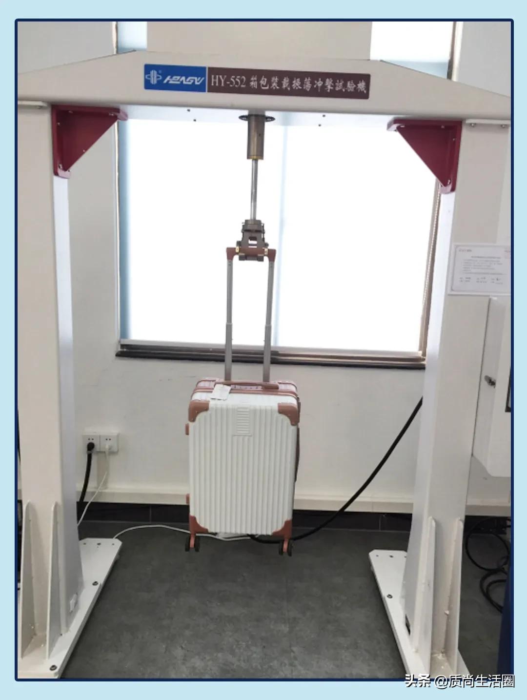 行李箱测评丨网易X选拉杆易卡阻,109元的喜朗顿侧提把不耐用