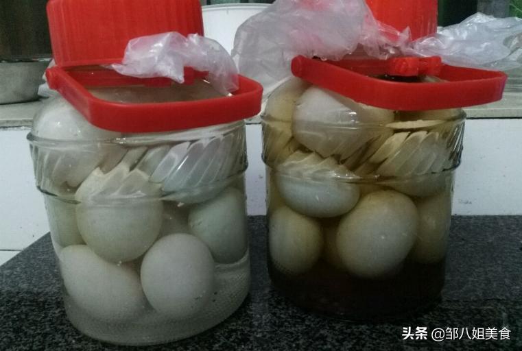 腌咸鸭蛋不放白酒怎么腌,腌咸鸭蛋不加盐的做法