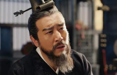 曹操到底是英雄还是奸雄,曹操到底是忠臣还是汉贼