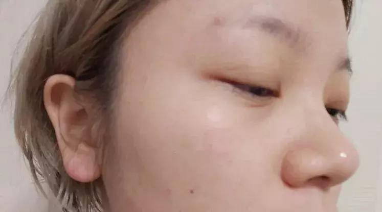 晚上睡觉前涂很多护肤品好吗,晚上必须睡前涂护肤品吗