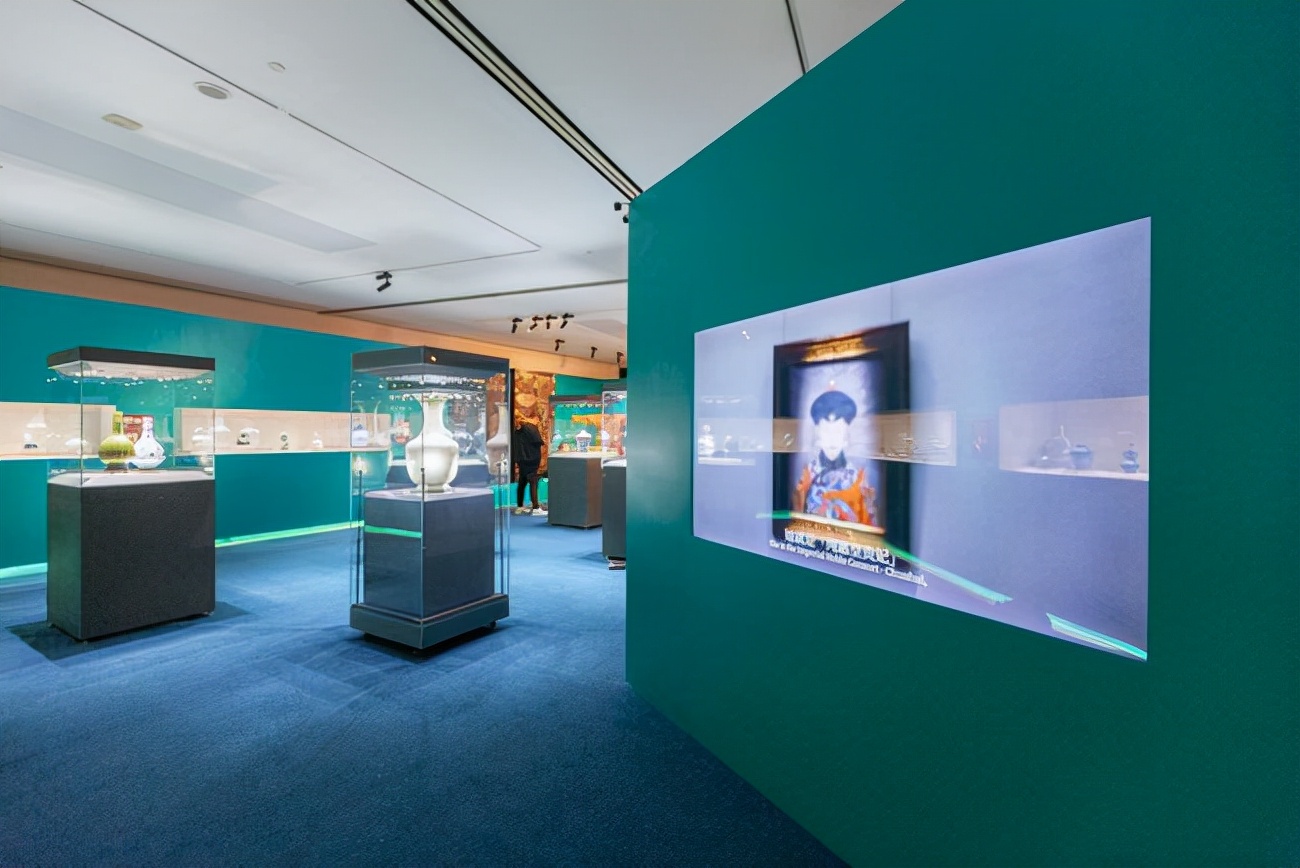 郎世宁画的后妃为什么长一样,郎世宁给乾隆和妃子画的油画肖像