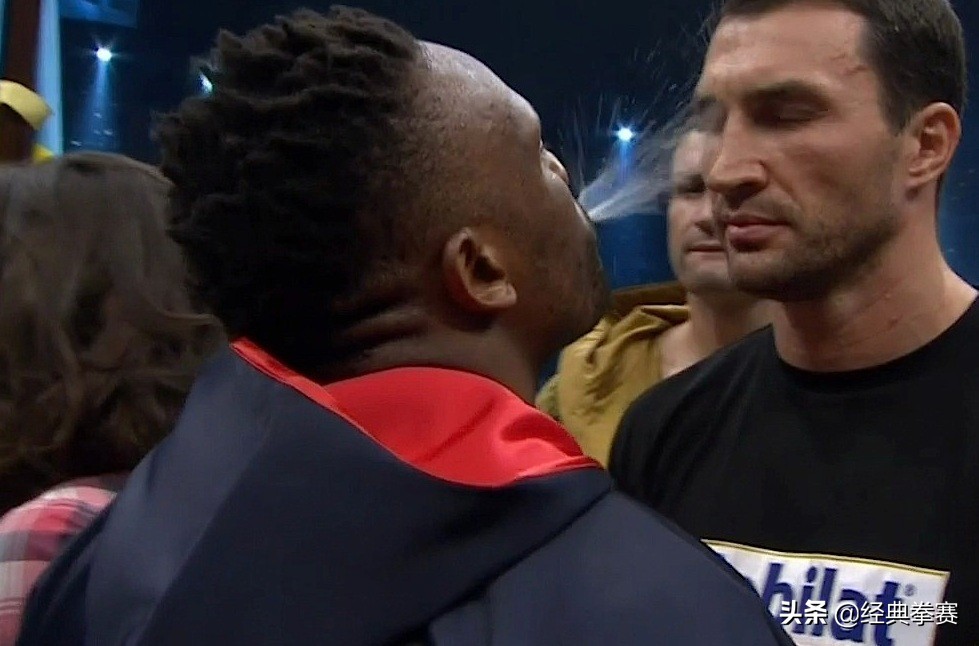 大克里琴科被刘易斯打面部,大克里琴科被打