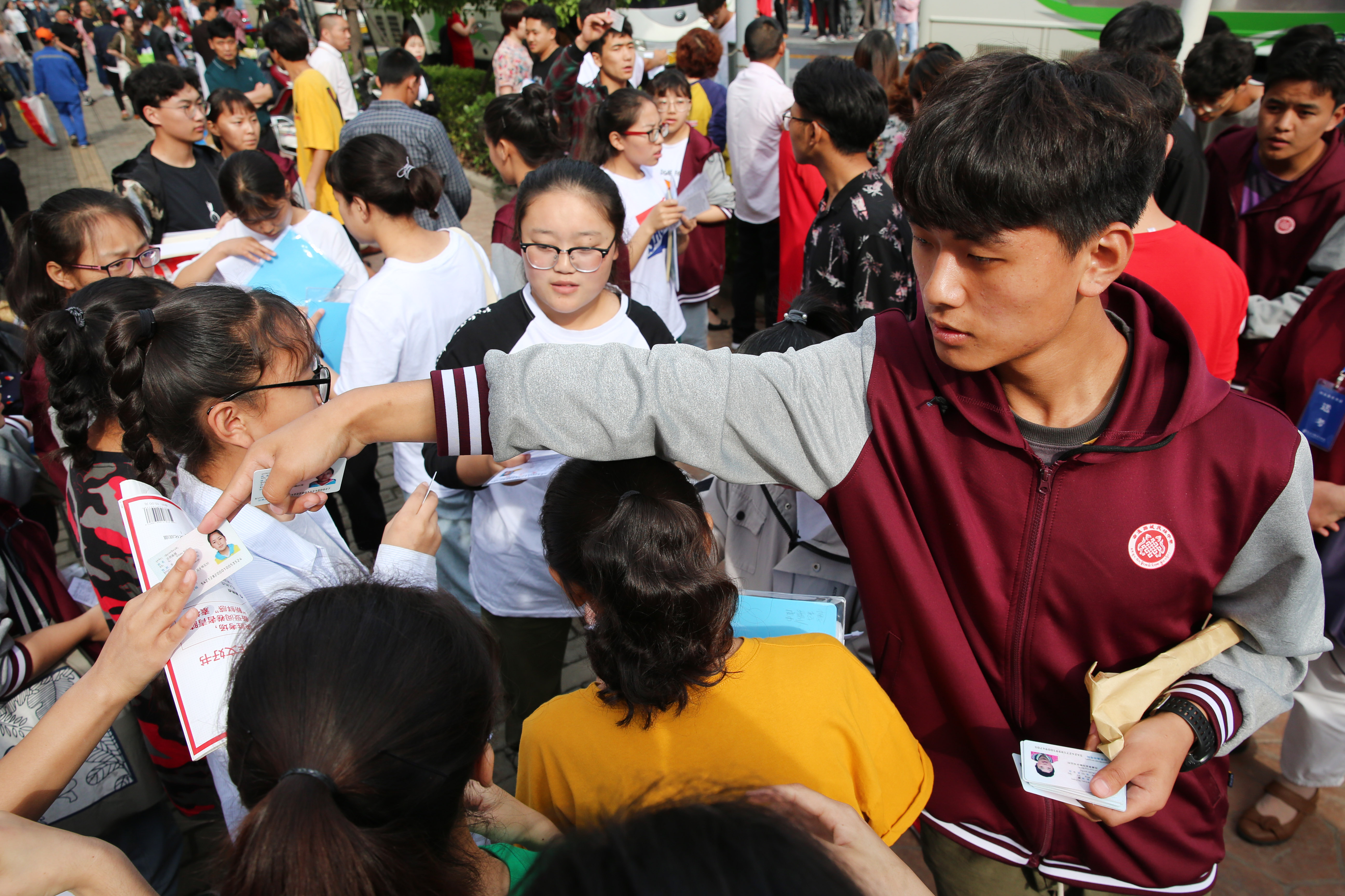 南通西藏民族中学新生,南通西藏民族中学2020高三