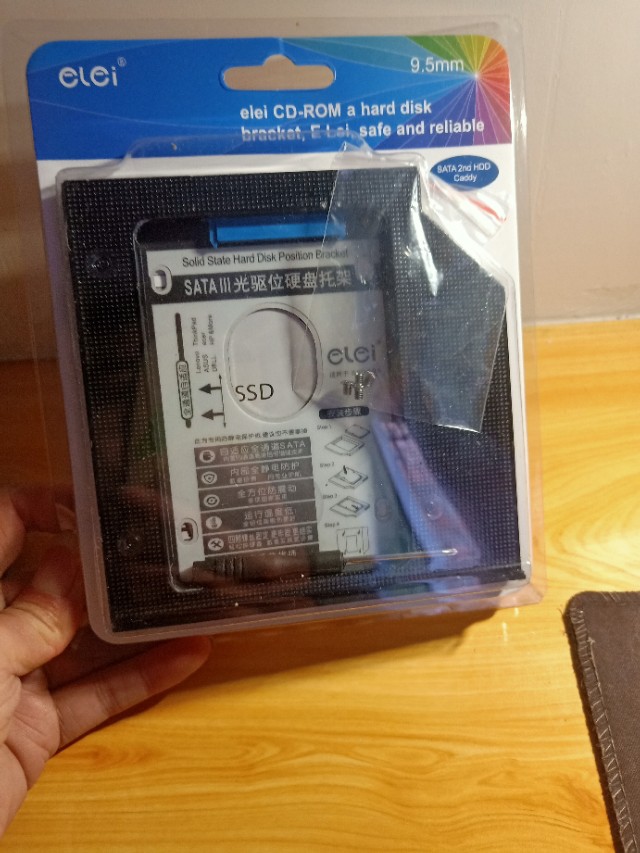 联想小新310-15ikb手动增加固态硬盘和内存条教程。