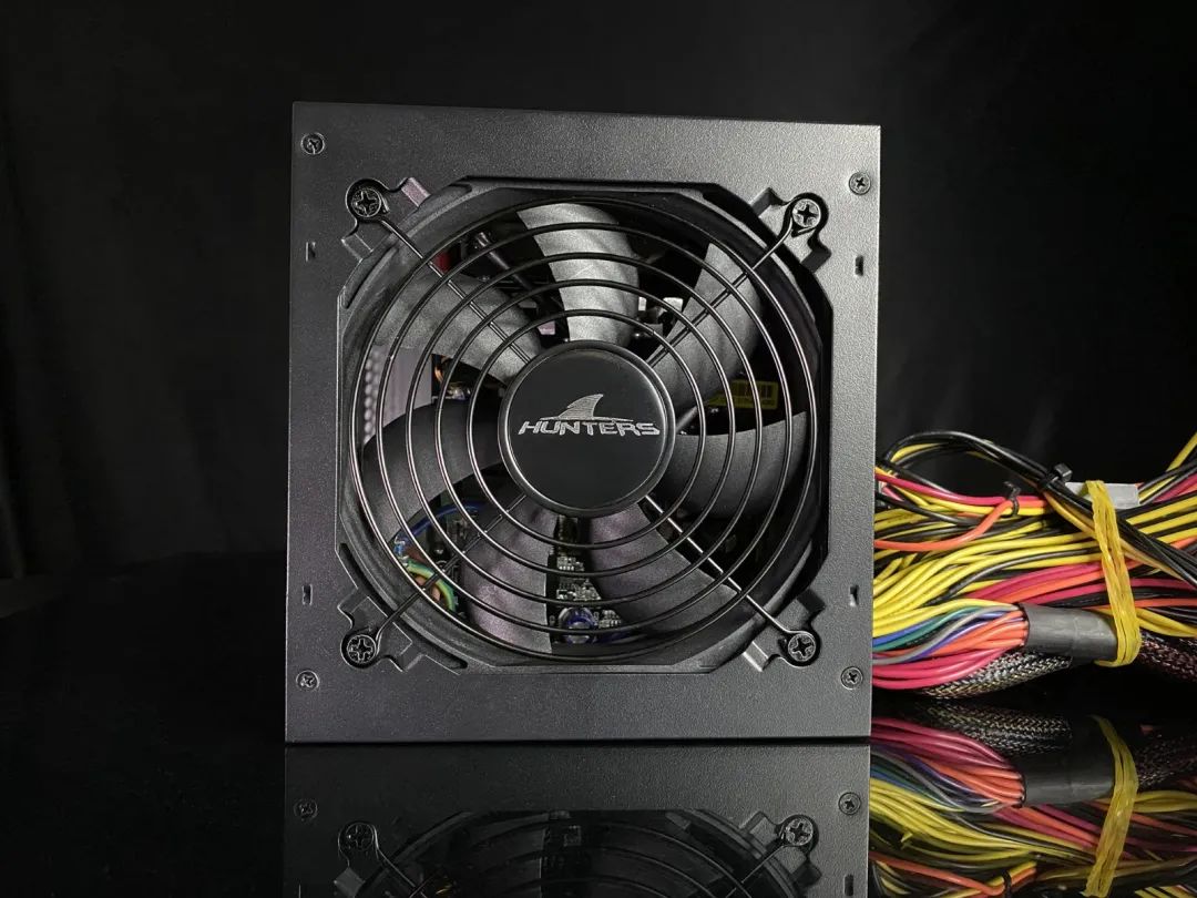 500w电源全新,500w电源长城