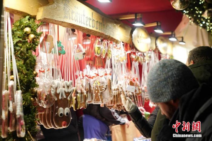 美国家长送老师什么礼物最好,家长学生成年礼物送什么好