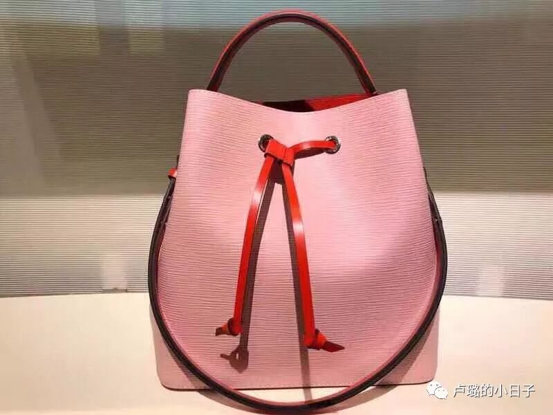 没有情人的情人节给自己买束花,没有情人的情人节一定要快乐