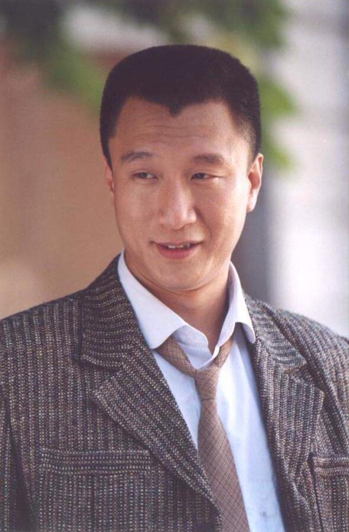 孙红雷早期艺考视频,曾经的霹雳舞冠军孙红雷