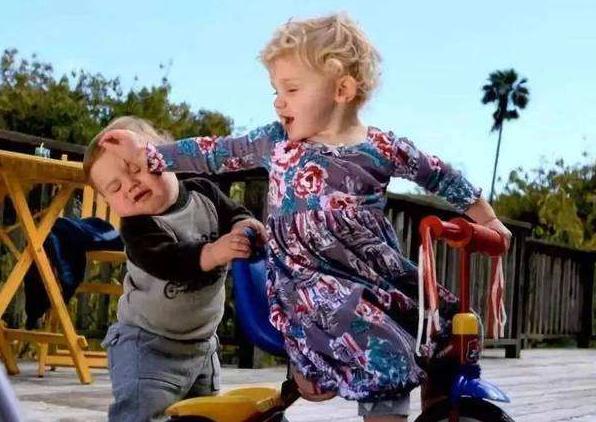 孩子被家长打了怎么办,孩子被打了怎么办李玫瑾