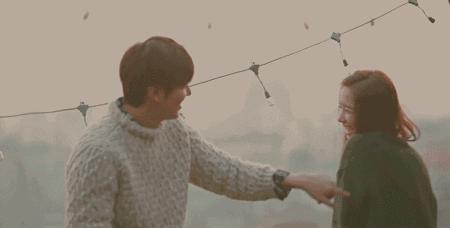 怎么防止对象晚上玩手机,如何防止对象比自己早睡