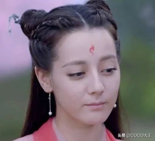 杨幂枕上书大婚,杨幂枕上书第几集出现