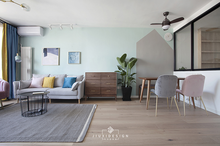 墙面一体储物柜1米4设计图,客厅最实用储物墙面设计