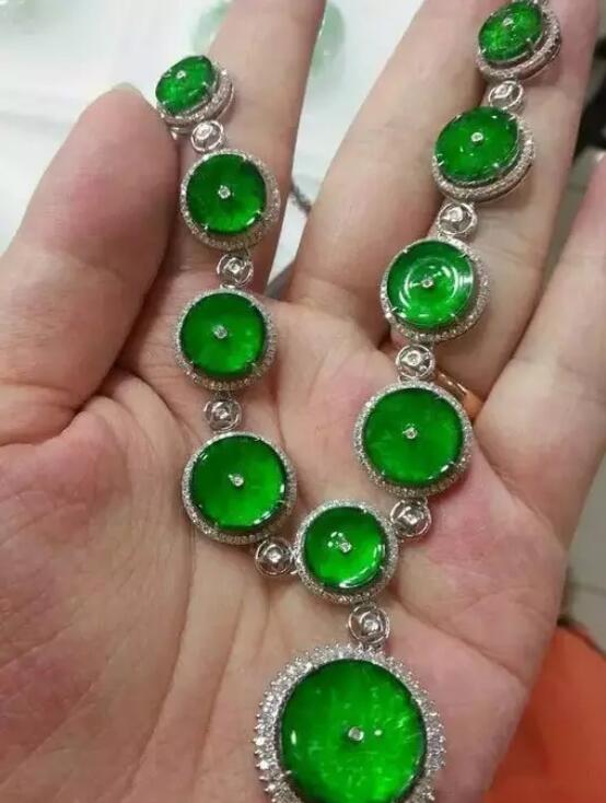 翡翠原石铁龙生是什么意思,花青翡翠和铁龙生的区别