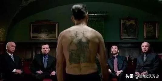 10岁就敢撕斯大林的画像，苏联黑帮教父伊万科夫的传奇人生