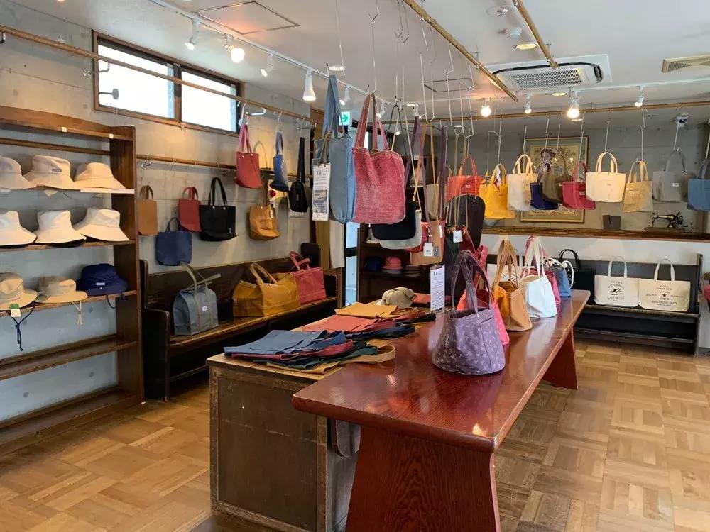 一泽信三郎帆布包明星同款,一泽信三郎帆布包价格