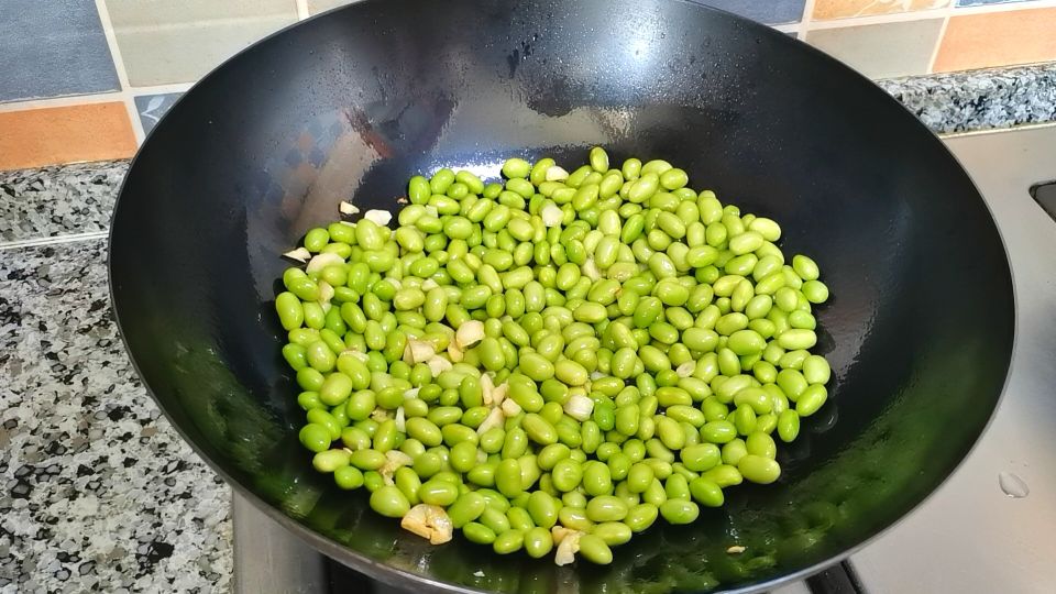 豆米怎么煮汤才好吃,豆米可以和什么炒呢