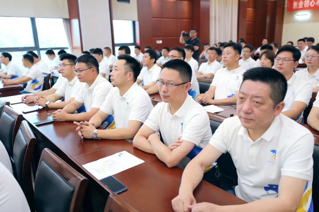 铿锵二十年，溧阳安顺这样庆生