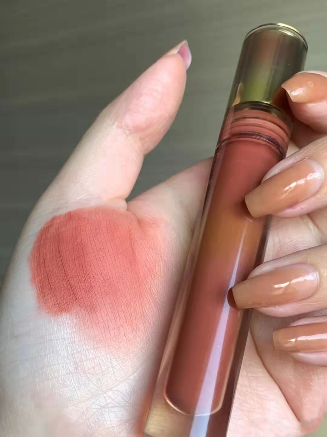 试完这1支酵色断货王，心甘情愿掉入它的鱼塘