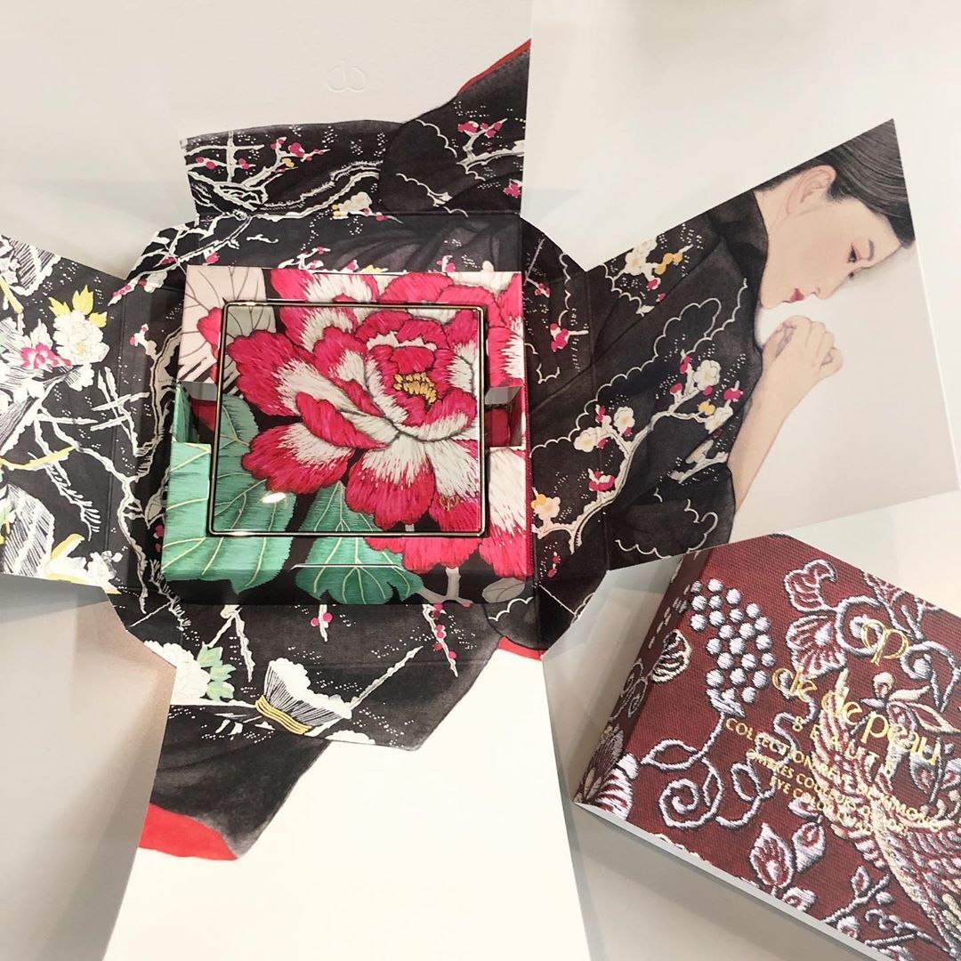 妙龄少女为何通宵数钱？原来是这些限定要靠抢