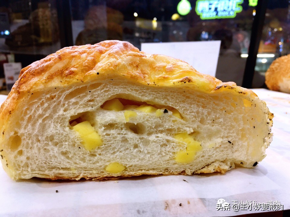 回味成都|面包会有的，27家成都面包探店地图请收藏！（上）