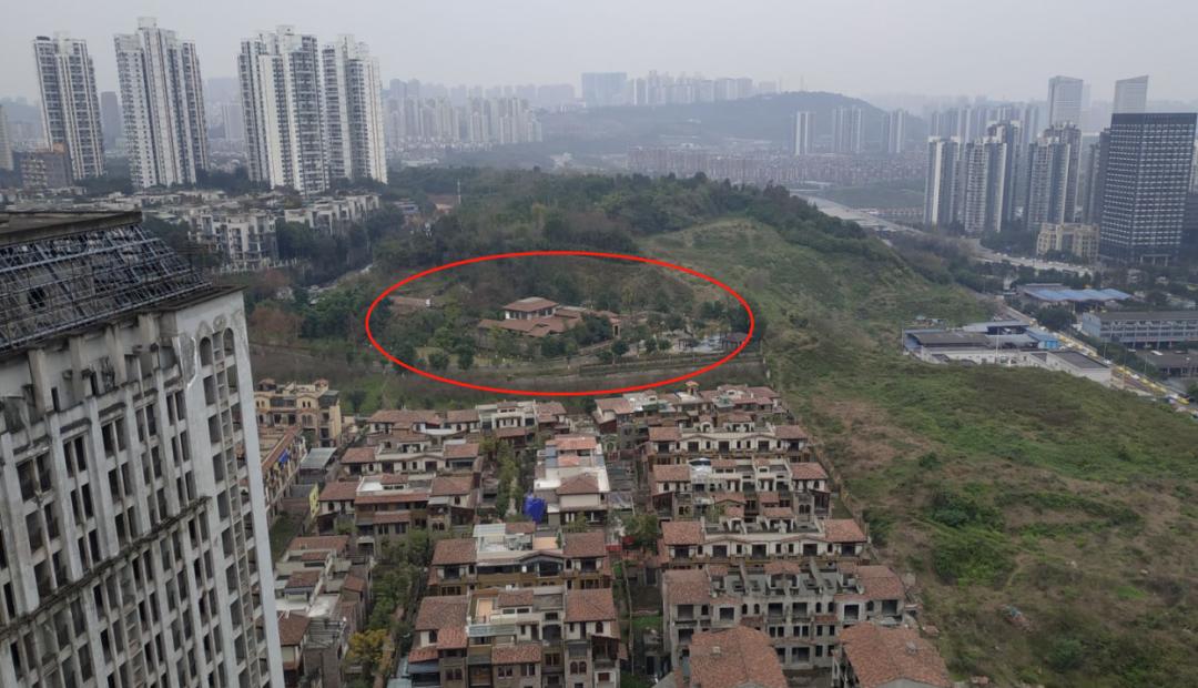 被56万压垮，重庆力帆帝国即将破产？昔日超级豪宅沦为鬼楼？