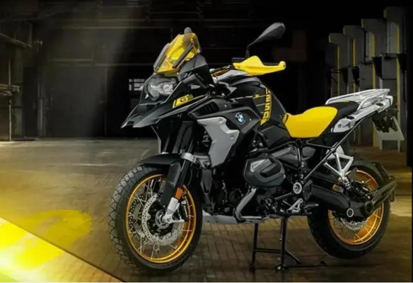 宝马r1250gs哪一年值得购买,宝马r1250gsadv怎么选