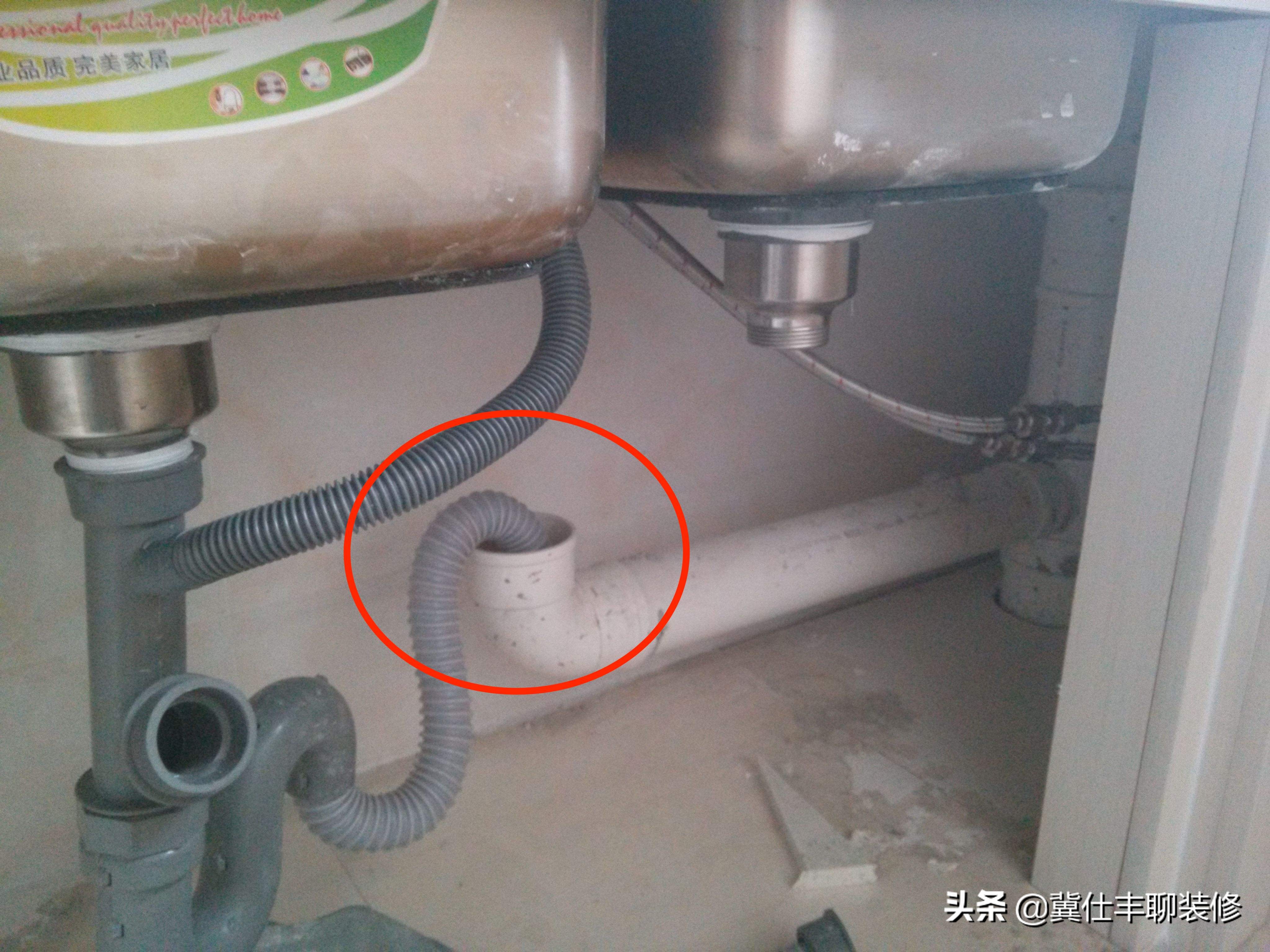 厕所厨房返臭味怎么办,卫生间厨房返臭严重什么原因