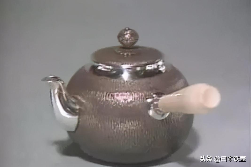 各位好,我是银壶,这是我的简历。希望大家喜欢我