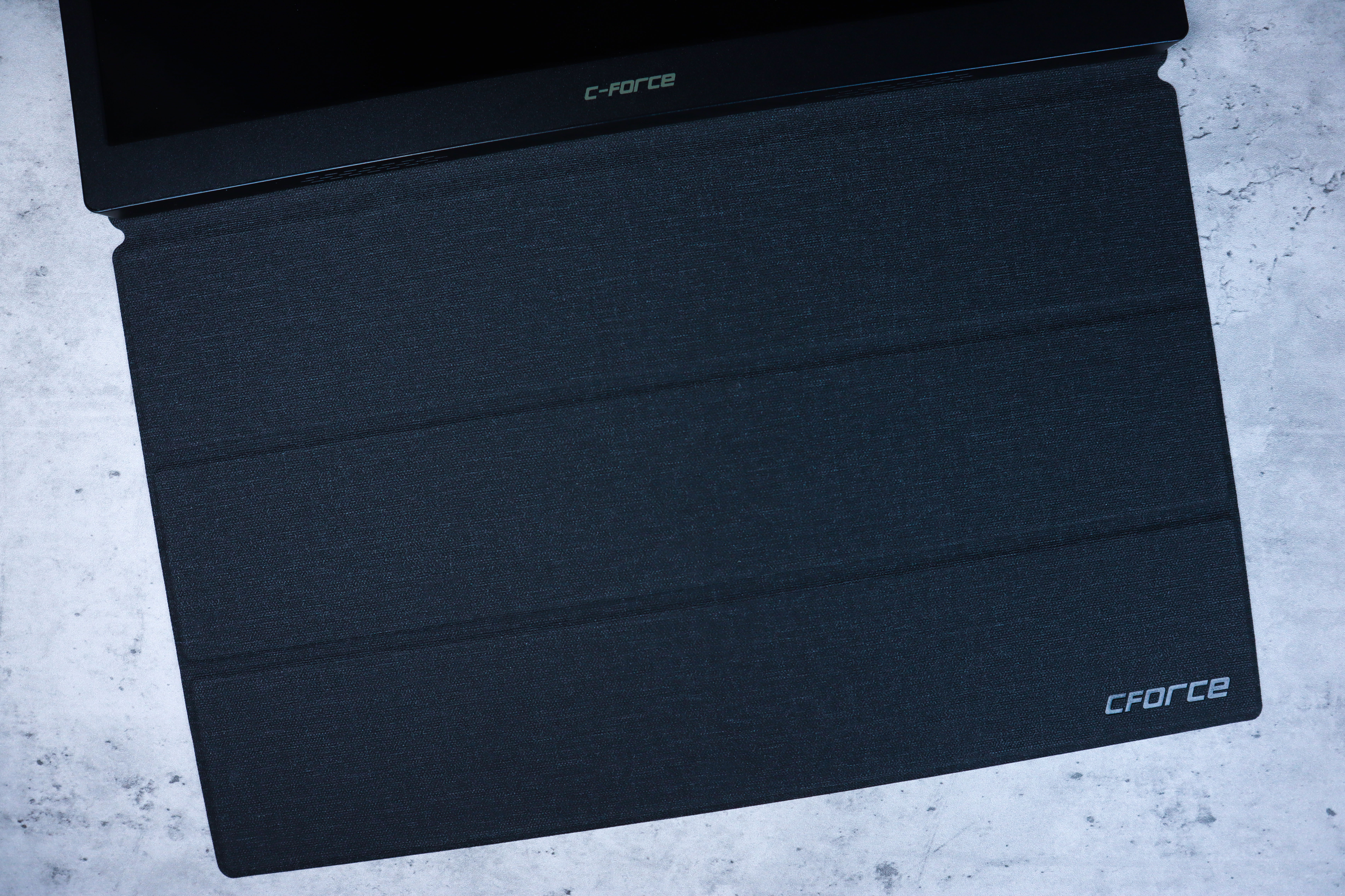 cforce便携显示屏011x,cforce便携屏幕评测